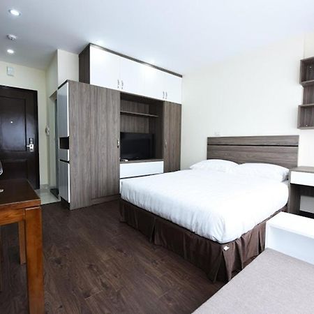 Granda Legend Apartment Hanoi Bagian luar foto