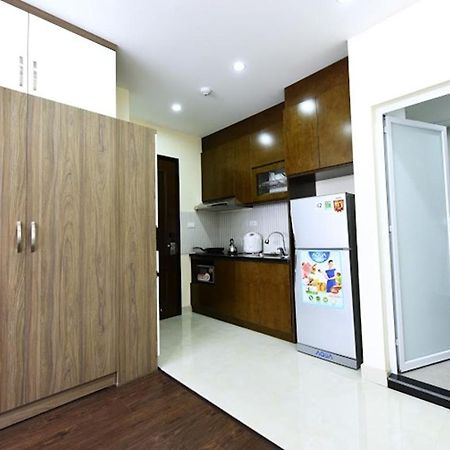 Granda Legend Apartment Hanoi Bagian luar foto