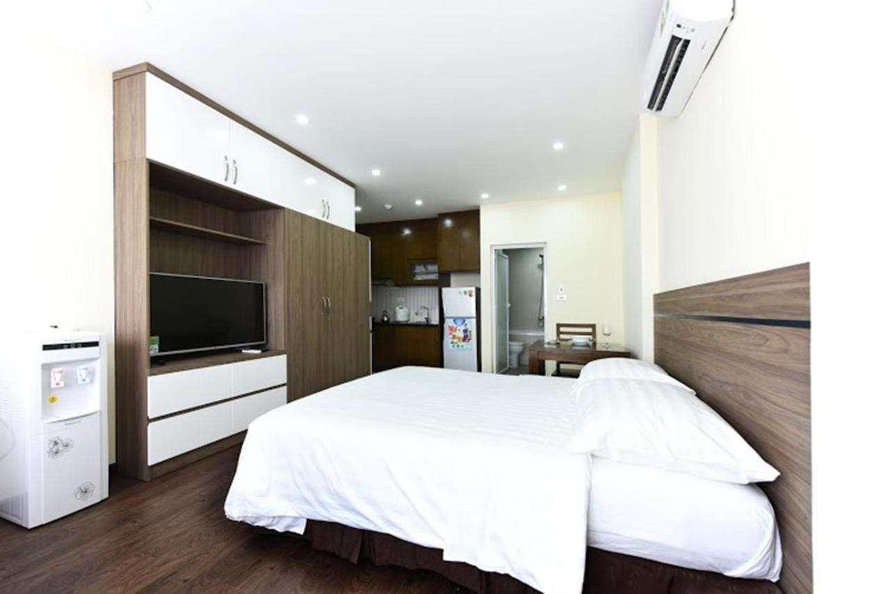 Granda Legend Apartment Hanoi Bagian luar foto
